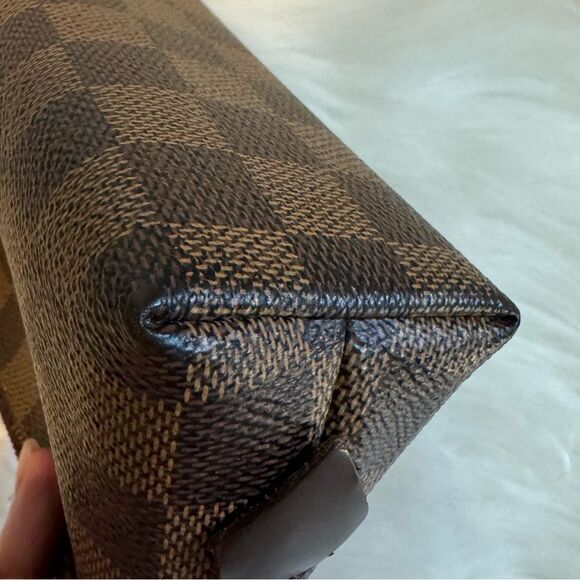 LOUIS VUITTON Damier Ebene Toiletry Cosmetic Pouch, Pochette Cosmetique - Picture 11 of 16